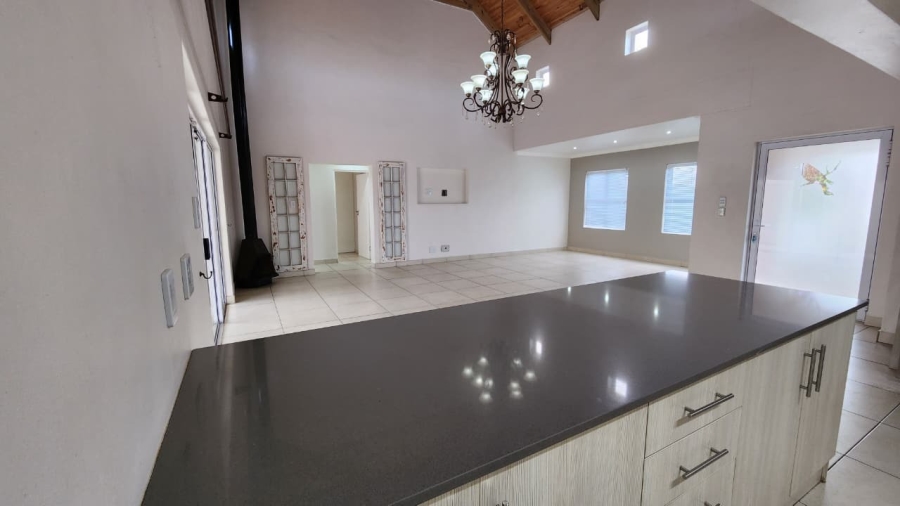 5 Bedroom Property for Sale in Laguna Sands Western Cape